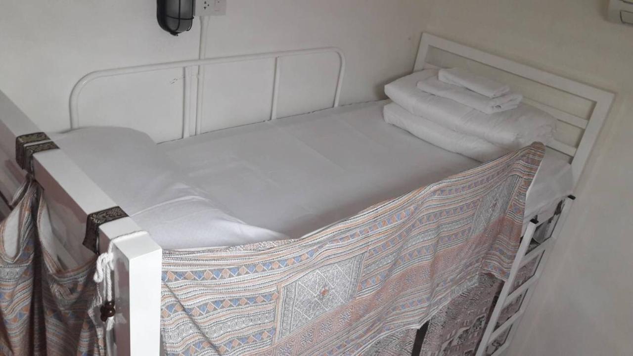 @Lanna House (Adults Only) Hostel Chiang Mai Exterior photo